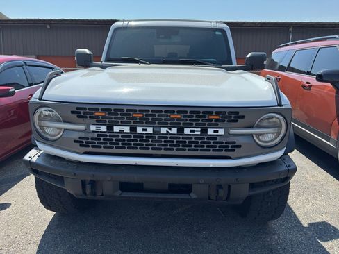 Used 2021 Ford Bronco Badlands image 2