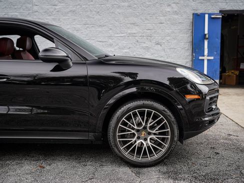 Used 2020 Porsche Cayenne image 15