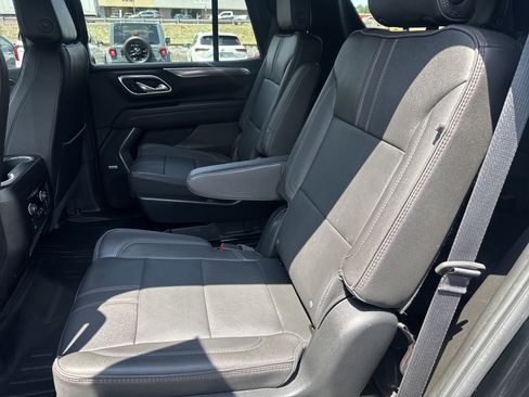 Used 2023 Chevrolet Tahoe RST w/ Luxury Package AWD/4WD image 13