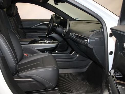 Certified 2024 Cadillac Lyriq Sport AWD/4WD image 15