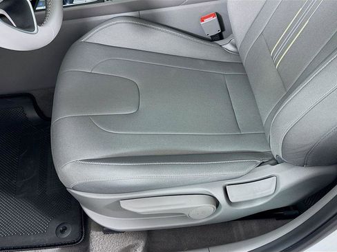 New 2026 Hyundai Elantra SEL Sport Premium FWD image 19