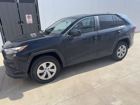 Used 2025 Toyota RAV4 LE image 1