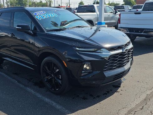 Certified 2022 Chevrolet Blazer RS FWD image 1