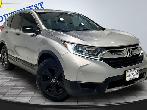 Used 2018 Honda CR-V LX image 3