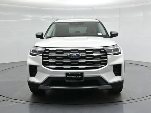 New 2026 Ford Explorer Active RWD image 22
