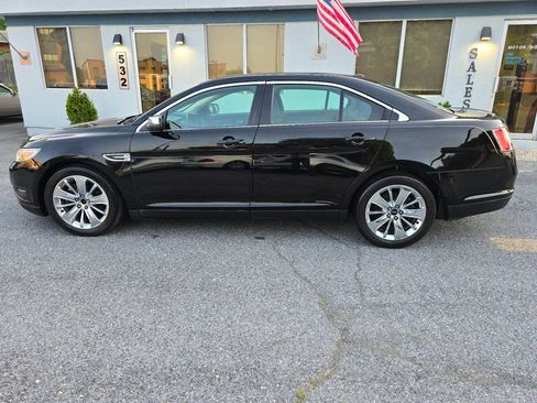 Used 2012 Ford Taurus Limited FWD image 7