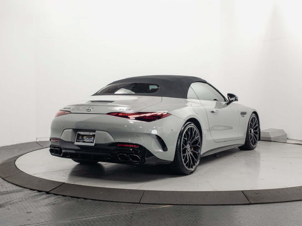 Used 2022 Mercedes-Benz SL 63 AMG 4MATIC w/ AMG Aerodynamic Package image 33