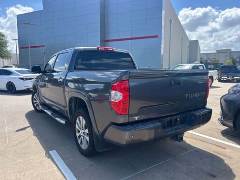 Used 2017 Toyota Tundra Limited w/ Limited Premium Package RWD image 5