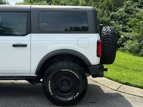 Used 2023 Ford Bronco 2-Door w/ Sasquatch Package AWD/4WD image 5