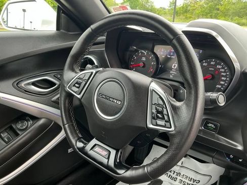 Used 2019 Chevrolet Camaro SS w/ LPO, Ground Effects Package RWD image 18