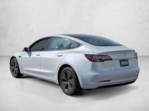 Used 2023 Tesla Model 3 Standard Range RWD image 7