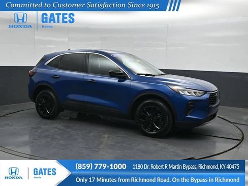 Used 2023 Ford Escape Active AWD/4WD image 1