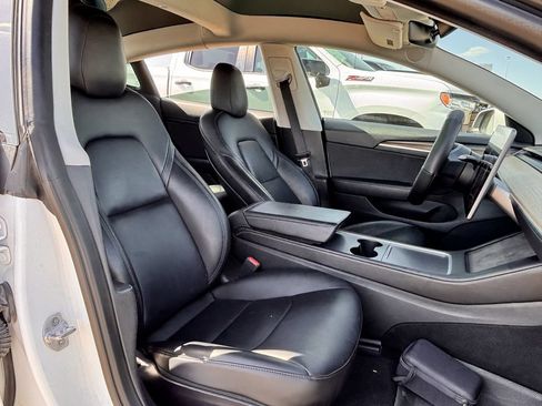 Used 2021 Tesla Model 3 Standard Range Plus RWD image 28