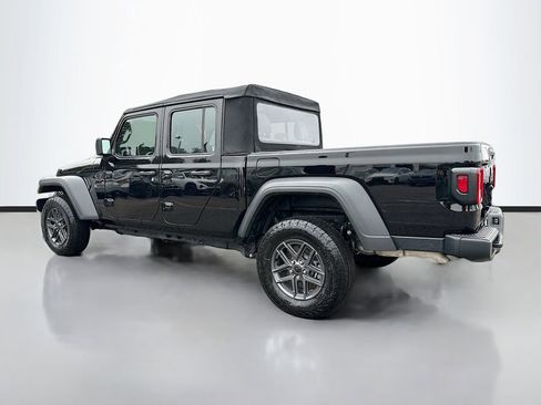 Used 2024 Jeep Gladiator Sport image 5