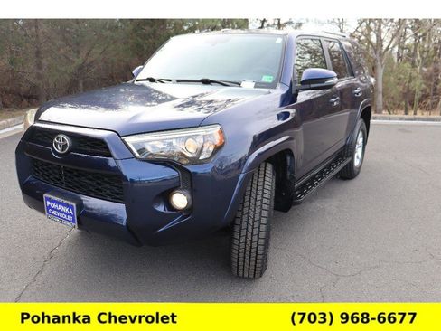 Used 2018 Toyota 4Runner SR5 Premium image 3