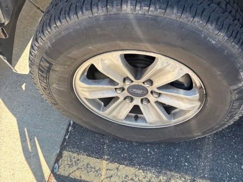Used 2018 Ford F150 XL w/ Equipment Group 101A Mid AWD/4WD image 23