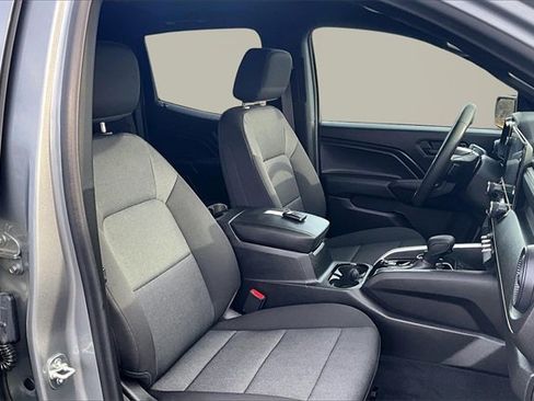 Used 2025 Chevrolet Colorado Trail Boss image 7