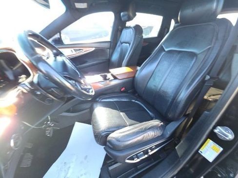 Used 2020 Lincoln Nautilus Black Label w/ Cargo Utility Package image 4