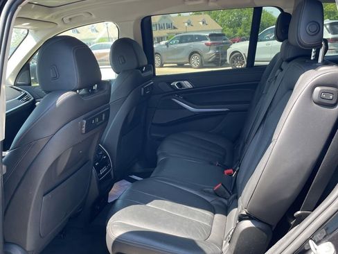Used 2020 BMW X7 xDrive40i w/ Premium Package AWD/4WD image 19