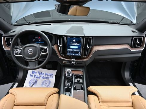 Certified 2024 Volvo XC60 B5 Ultimate AWD/4WD image 22