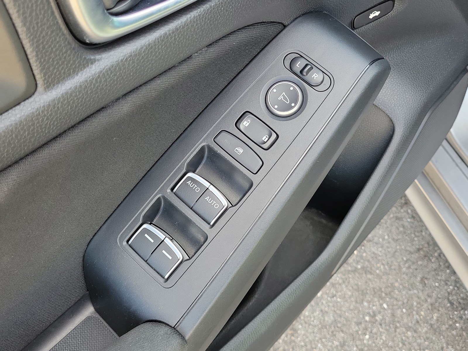 Used 2022 Honda Civic Sport image 14