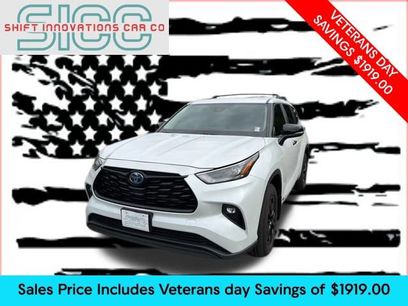 Used 2024 Toyota Highlander LE