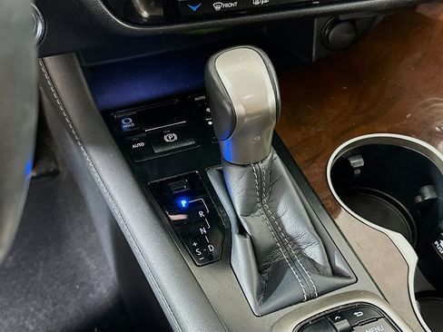 Used 2017 Lexus RX 450h AWD w/ Cold Weather Package image 25