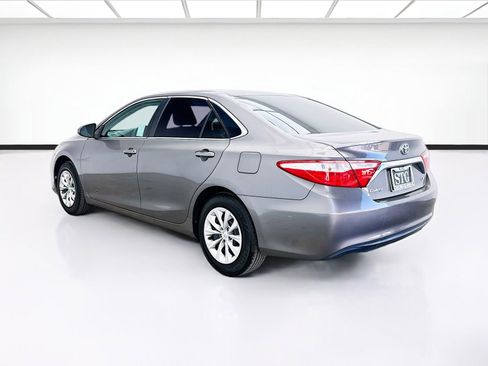 Used 2016 Toyota Camry LE FWD image 6