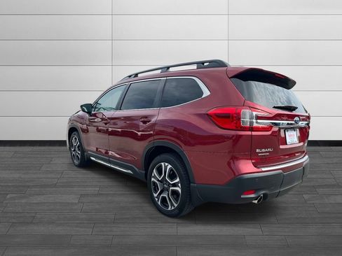 Used 2024 Subaru Ascent Limited w/ Popular Package #2 AWD/4WD image 5