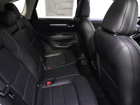 New 2025 MAZDA CX-5 AWD 2.5 S w/ Preferred Package image 18