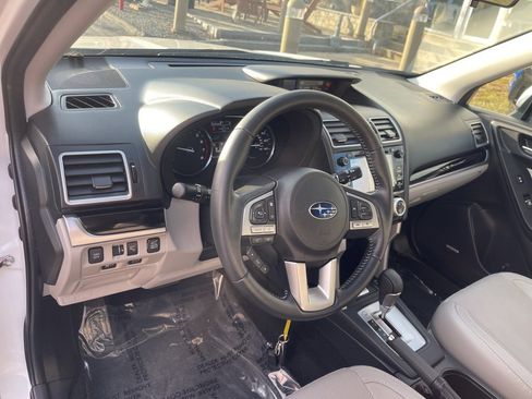 Used 2018 Subaru Forester 2.5i Limited image 9