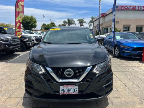 Used 2021 Nissan Rogue Sport S FWD image 3