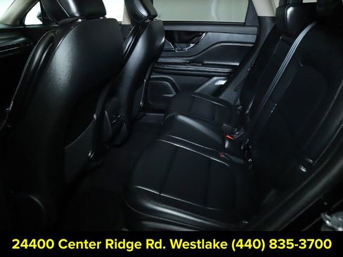 Certified 2025 Lincoln Corsair FWD image 14