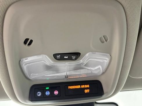 Used 2025 Buick Encore GX Preferred FWD image 34