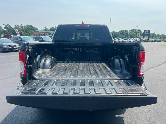 Used 2022 RAM 1500 4x4 Crew Cab image 11