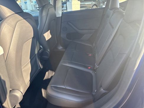 Used 2024 Tesla Model Y Long Range image 16