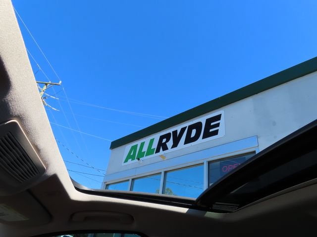 Used 2015 BMW 528i Sedan RWD image 24