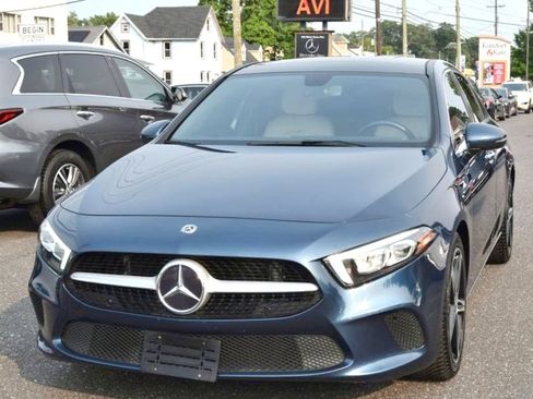Used 2021 Mercedes-Benz A 220 image 2
