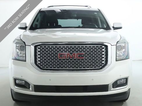 Used 2017 GMC Yukon Denali w/ Open Road Package image 9