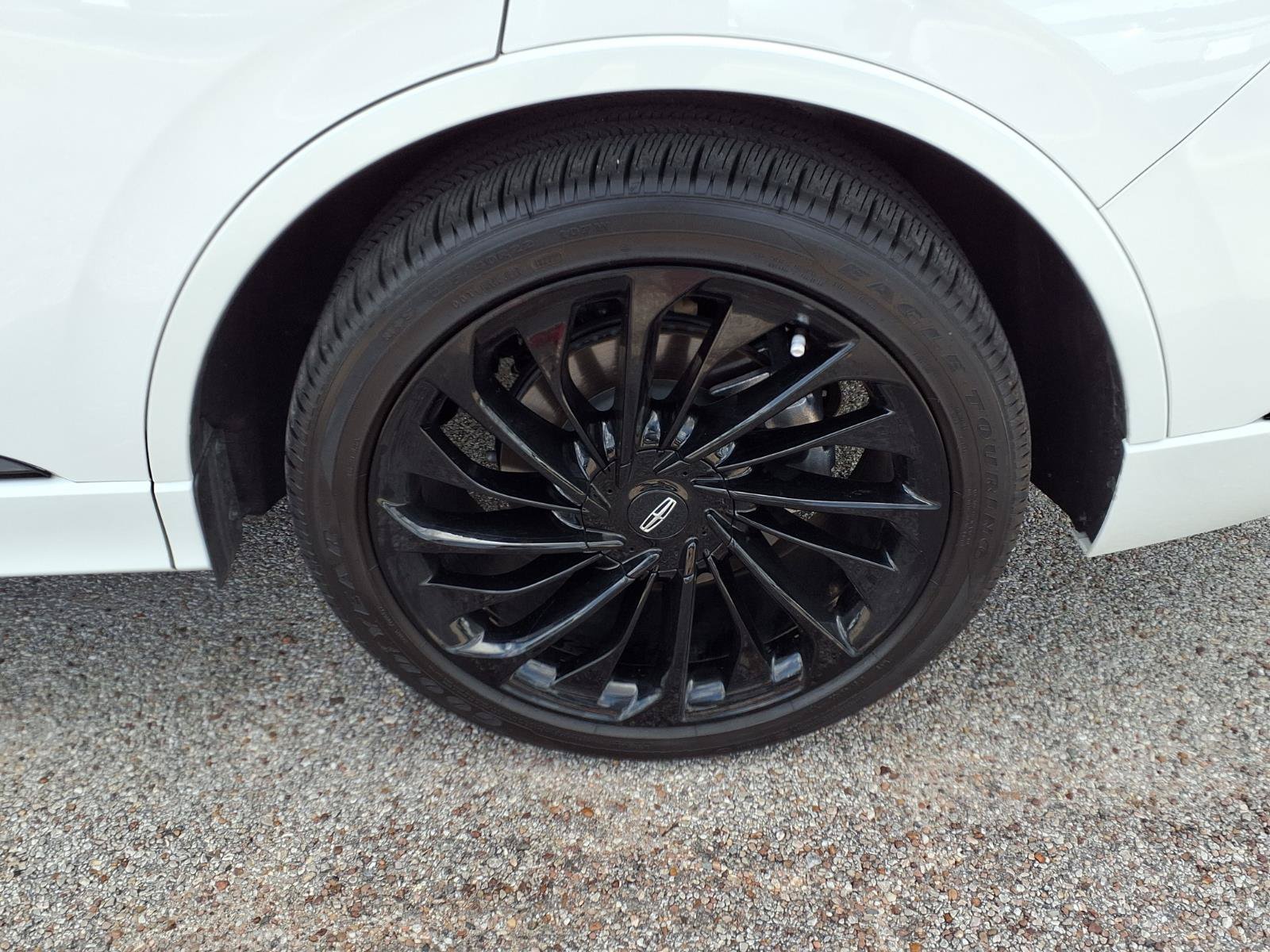 Used 2026 Lincoln Aviator Reserve w/ Luxury Package RWD image 25
