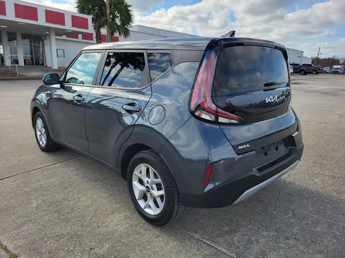 Used 2025 Kia Soul LX w/ LX Technology Package image 15