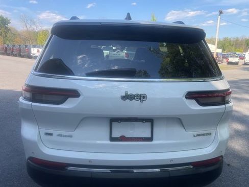Used 2021 Jeep Grand Cherokee L Laredo w/ Luxury Tech Group I AWD/4WD image 5
