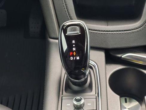 Used 2022 Cadillac XT6 Premium Luxury w/ Platinum Package AWD/4WD image 19