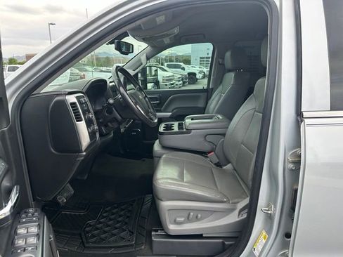 Used 2016 Chevrolet Silverado 1500 LTZ Z71 w/ LTZ Plus Package AWD/4WD image 16