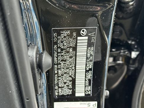 New 2025 Lexus UX 300h FWD image 18