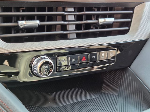 New 2026 Ford Explorer Active w/ Active Comfort Package AWD/4WD image 49