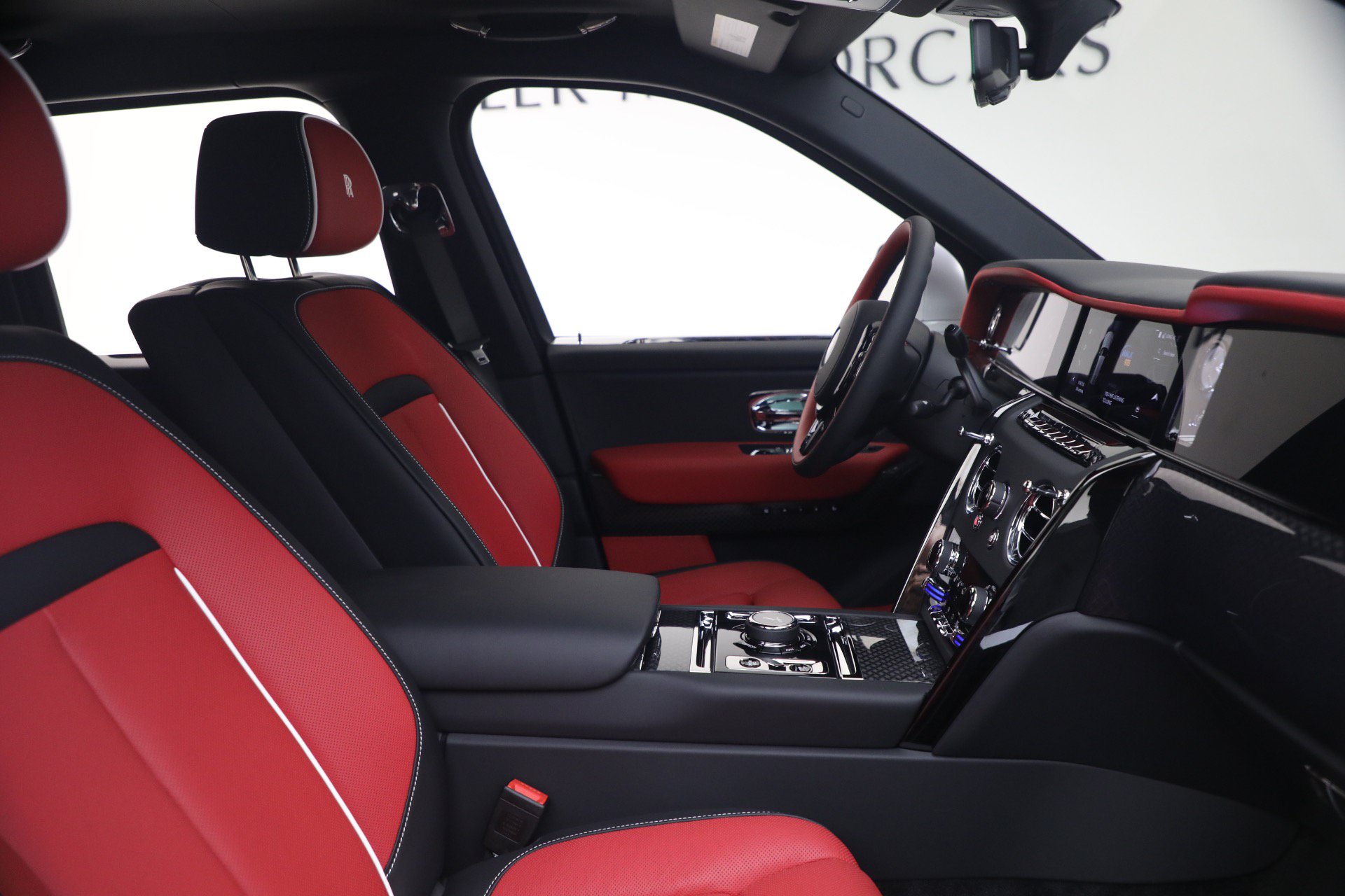New 2027 Rolls-Royce Cullinan Black Badge AWD/4WD image 19