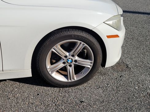 Used 2014 BMW 328i Sedan RWD image 12