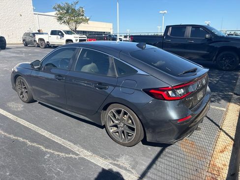 Used 2022 Honda Civic Sport Touring image 6