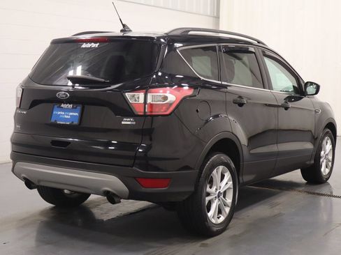Used 2018 Ford Escape SEL image 9